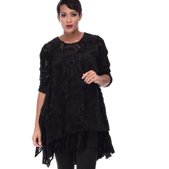 Tulip NWT Gorgeous Burn Out Flouncy Side Tunic - Picture 3 of 5